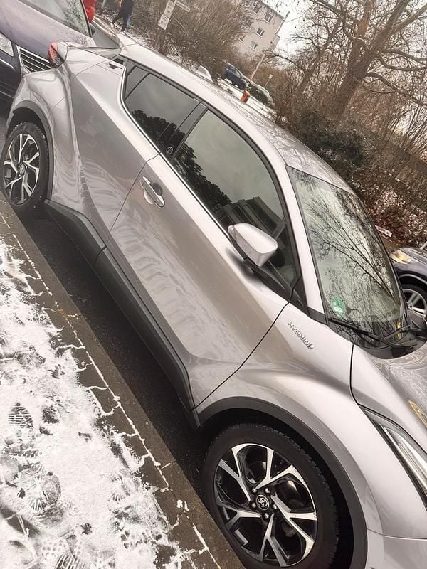 Gebraucht Toyota C-HR Team 122 PS (89 kW) 2021 Silber SUV