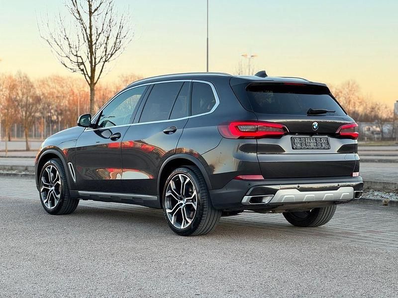 Gebraucht BMW X5 286 PS (210 kW) 2023 Grau SUV