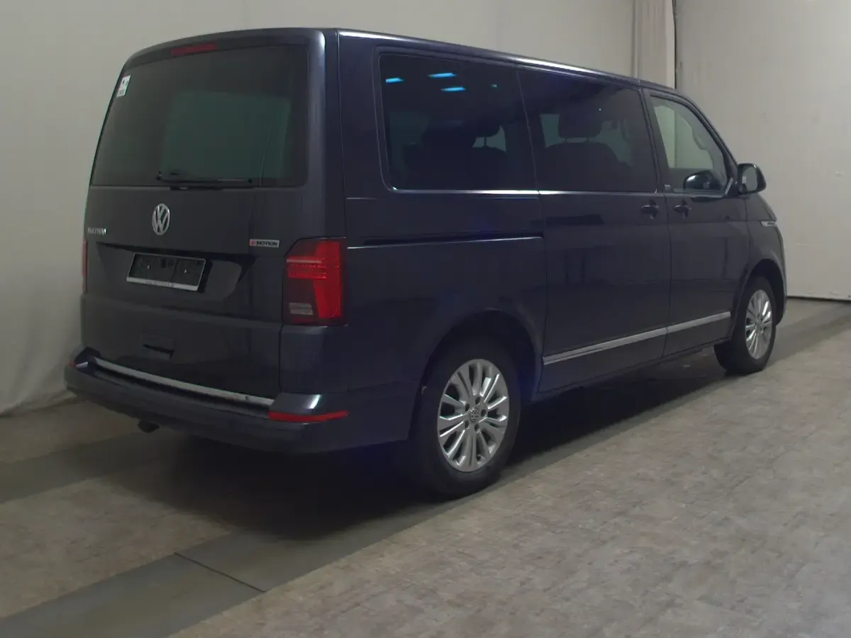 Gebraucht VW Multivan Generation Six 204 PS (150 kW) 2022 Blau Van / Kleinbus