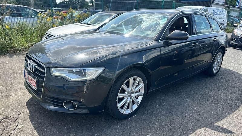 Schwarz Gebraucht 2012 Audi A6 Comfort Kombi | 9.000 € (Guter Preis) - Bild 1/4