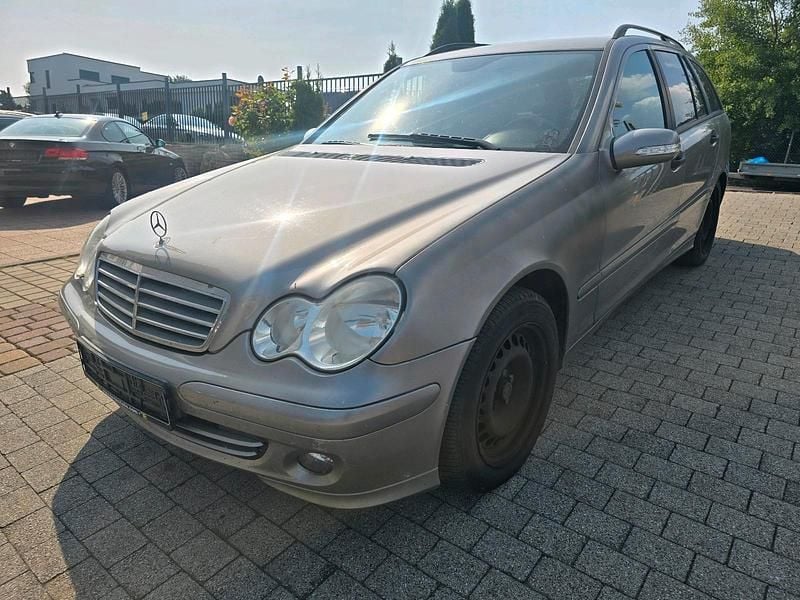 Gebraucht Mercedes C220 122 PS (89 kW) 2007 Beige Kombi
