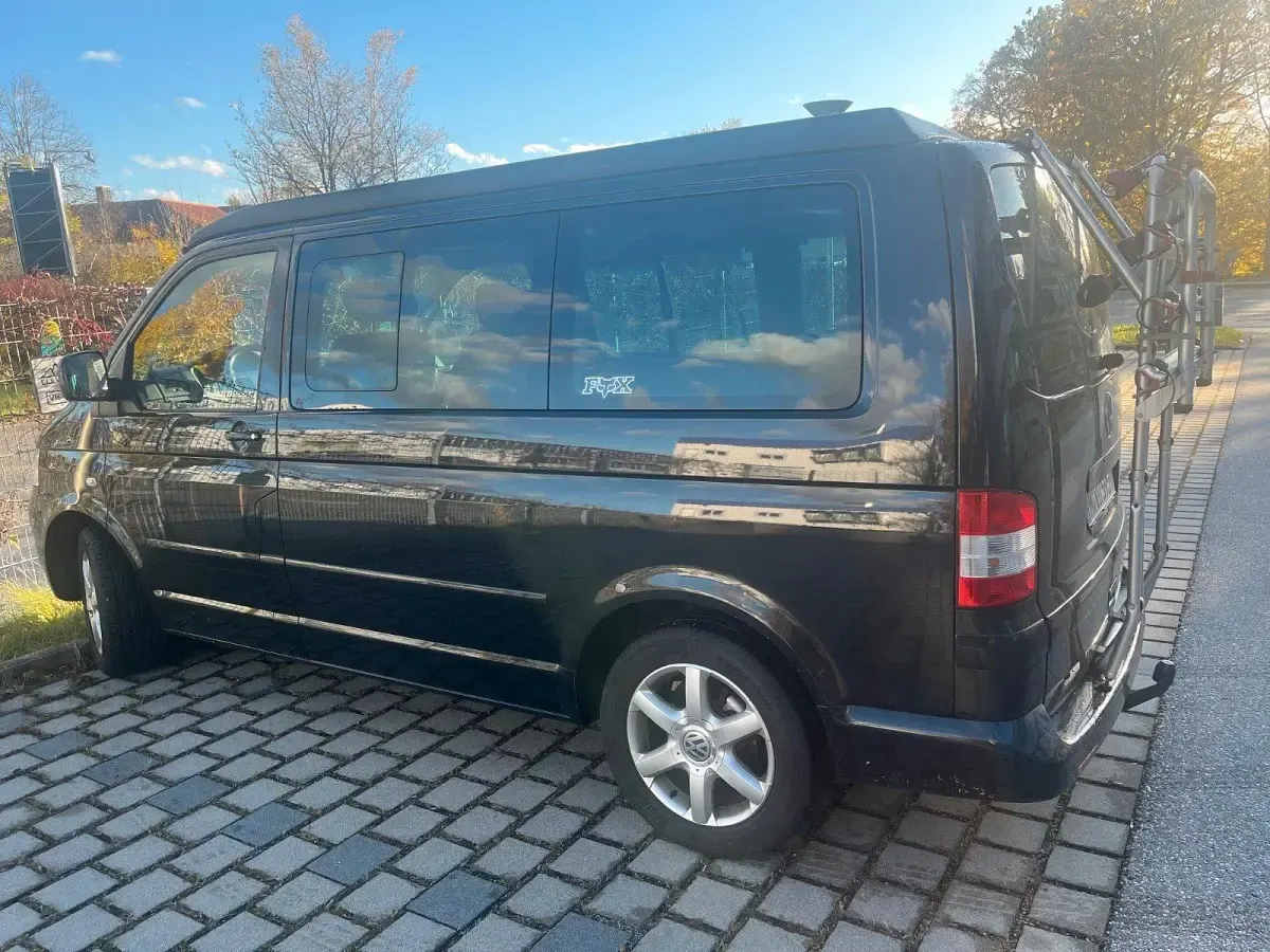 Gebraucht VW Multivan 131 PS (96 kW) 2008 Schwarz Van / Kleinbus