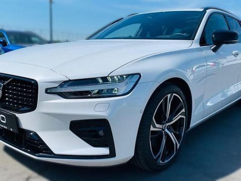 Weiß Gebraucht 2024 Volvo V60 Ultra Kombi | 42.990 € (Etwas zu teuer) - Bild 1/4