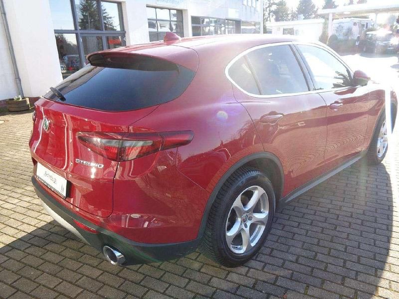 Gebraucht Alfa Romeo Stelvio Super 200 PS (147 kW) 2018 Rosso SUV