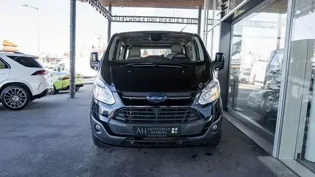 Gebraucht Ford Transit Custom Titanium 155 PS (114 kW) 2015 Pantherschwarz Van / Kleinbus