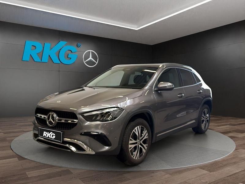 Gebraucht Mercedes GLA250 Progressive 218 PS (160 kW) 2025 Grau SUV