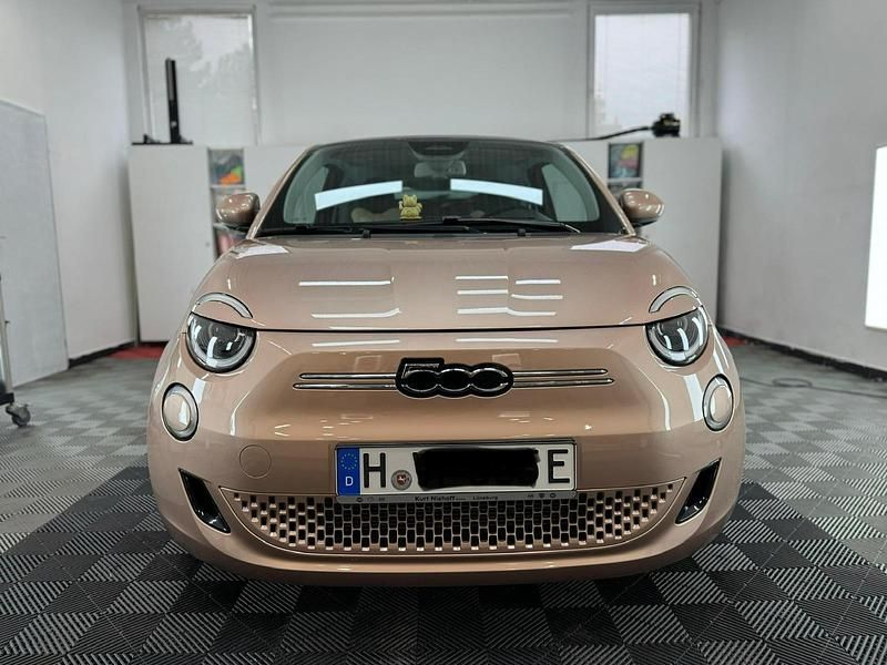 Gebraucht Fiat 500e Icon 86 kW (118 PS) 2022 Gold Kleinwagen