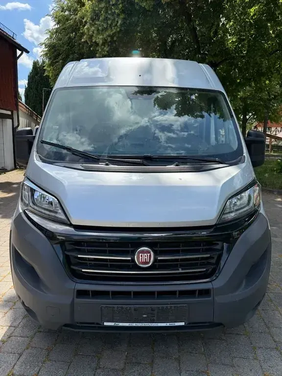 Gebraucht Fiat Ducato 177 PS (130 kW) 2018 Silber Van