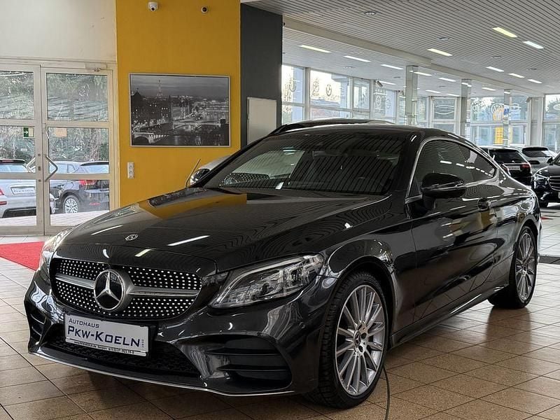 Gebraucht Mercedes C200 AMG line 184 PS (135 kW) 2019 Grau Coupé