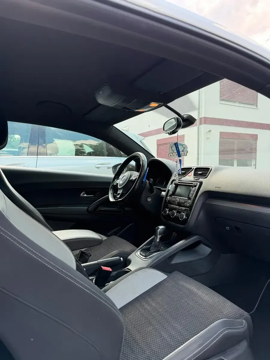 Gebraucht VW Scirocco R 310 PS (228 kW) 2013 Weiß Coupé