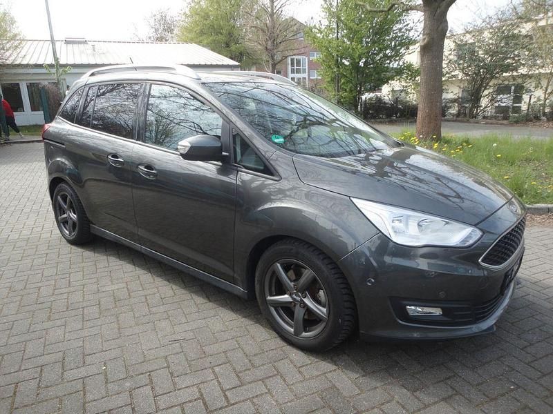 Gebraucht Ford Grand C-Max 125 PS (91 kW) 2018 Grau Van / Kleinbus