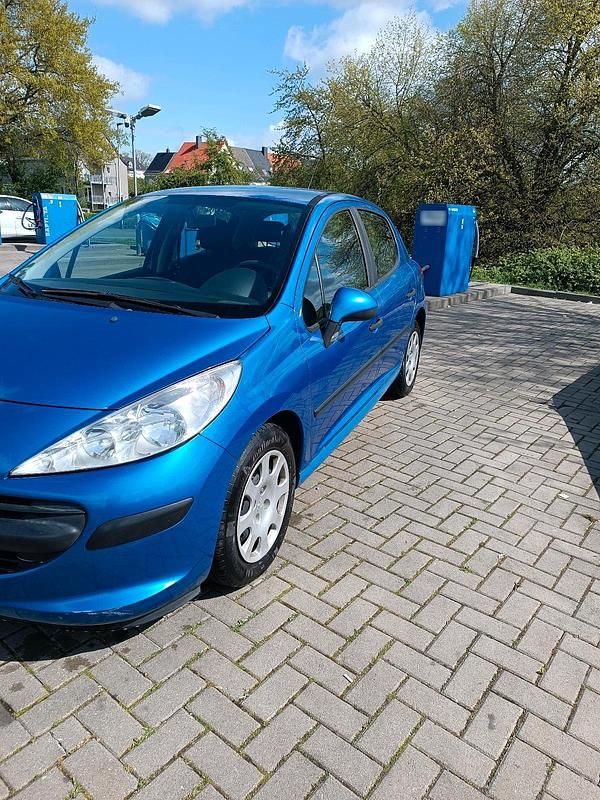 Gebraucht Peugeot 207 75 PS (55 kW) 2006 Blau Kleinwagen