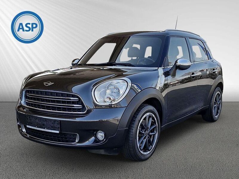 Grau midnight grey metallic metallic Gebraucht 2016 Mini One Countryman SUV | 11.190 € (Fairer Preis) - Bild 1/4