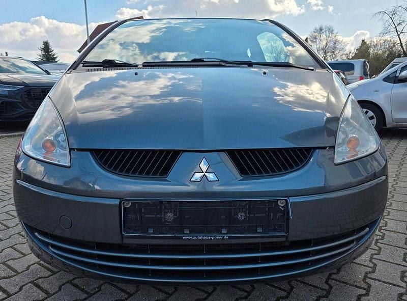 Gebraucht Mitsubishi Colt Invite 95 PS (69 kW) 2007 Grau Limousine