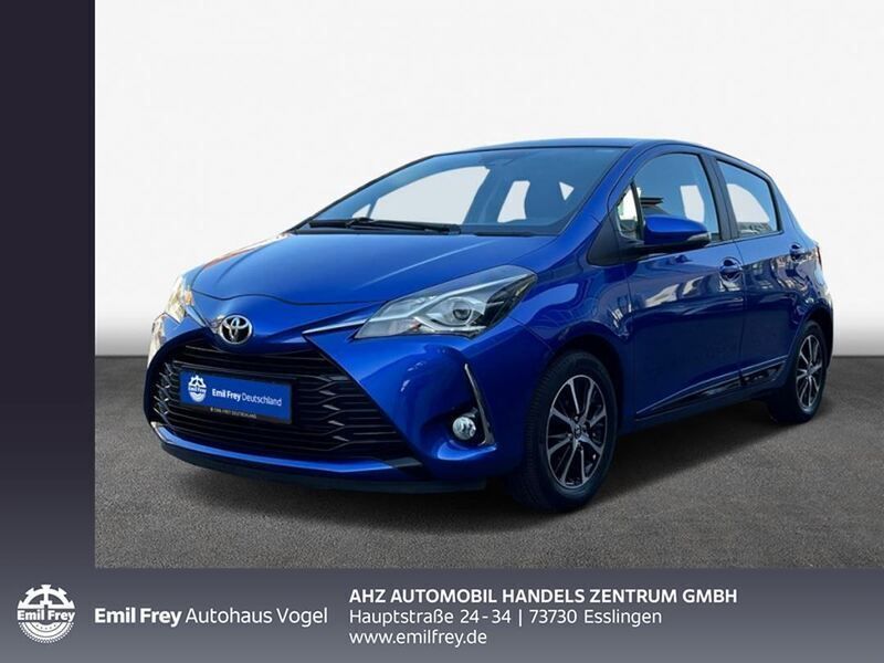 Blau Gebraucht 2018 Toyota Yaris Multidrive S Limousine | 15.980 € (Teuer) - Bild 1/4