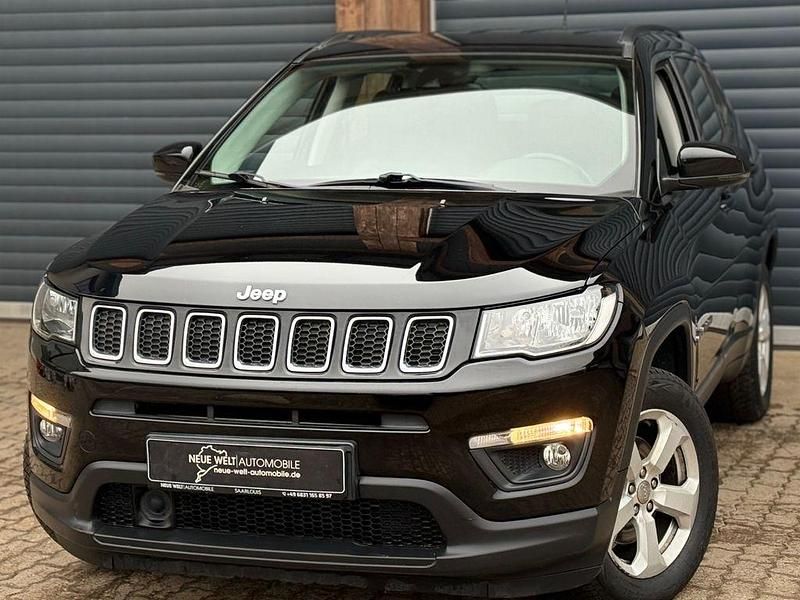 Gebraucht Jeep Compass Longitude 140 PS (102 kW) 2017 Schwarz SUV