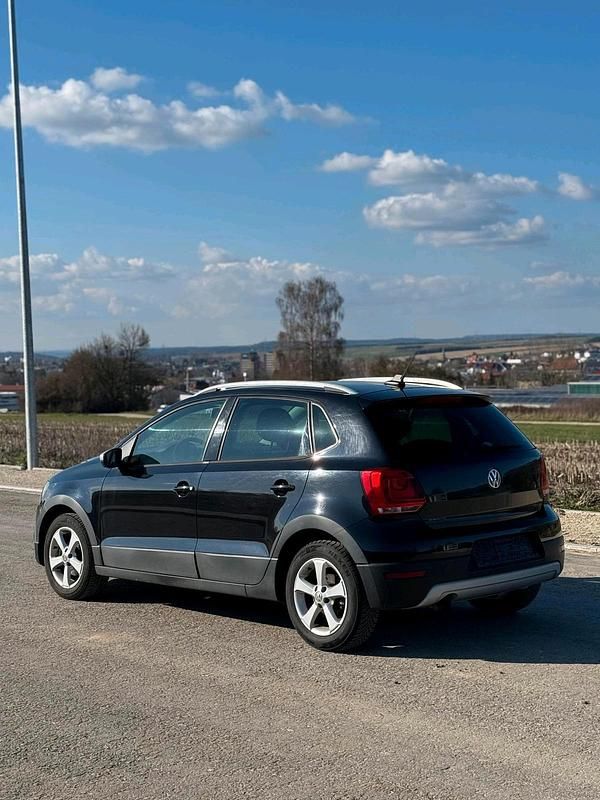 Gebraucht VW Polo Cross 105 PS (77 kW) 2011 Schwarz Kleinwagen