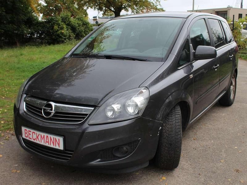 Karbongrau/technical grey Gebraucht 2011 Opel Zafira Design Edition Van / Kleinbus | 1.999 € (Fairer Preis) - Bild 1/4