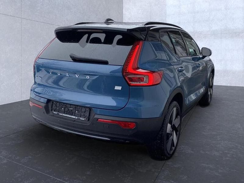 Gebraucht Volvo XC40 Ultimate 169 kW (231 PS) 2022 Fjord blue / SUV