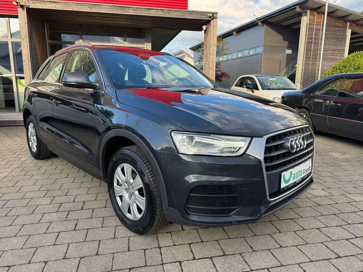 Używany Audi Q3 S-Line 125 KM (91 kW) 2018 Szary SUV