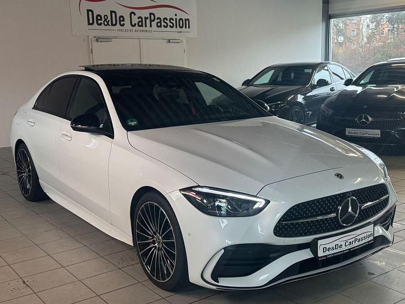Gebraucht Mercedes C300 AMG line 258 PS (189 kW) 2021 Opalithweiss  met. designo Limousine