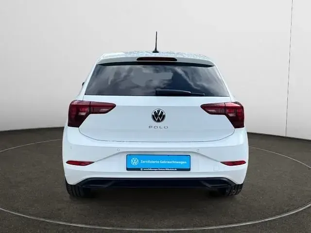 Gebraucht VW Polo Life 95 PS (69 kW) 2022 Pure white Kleinwagen