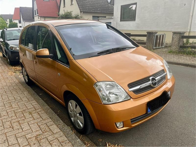 Gelb Gebraucht 2003 Opel Meriva Van / Kleinbus | 2.700 € (Etwas zu teuer) - Bild 1/4