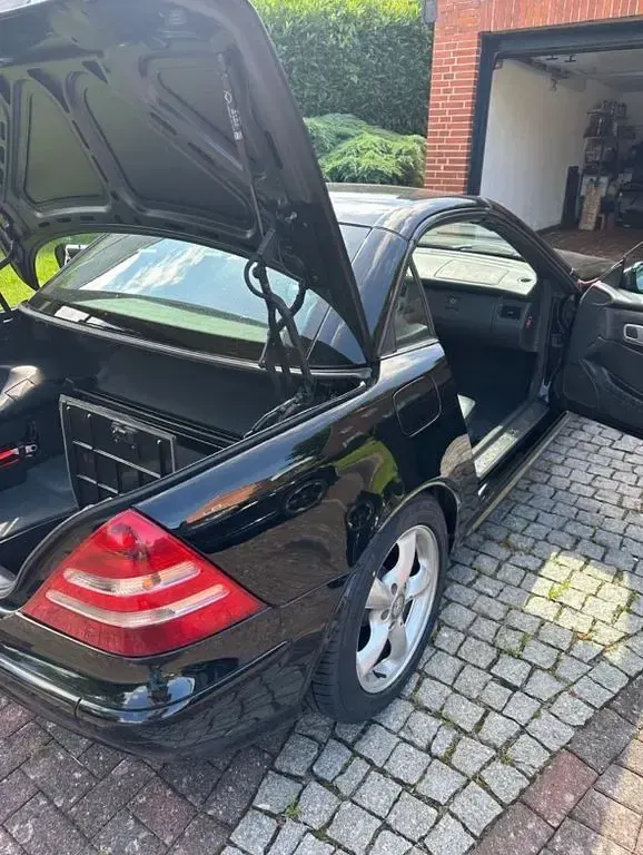 Gebraucht Mercedes SLK200 163 PS (119 kW) 2002 Schwarz Cabrio