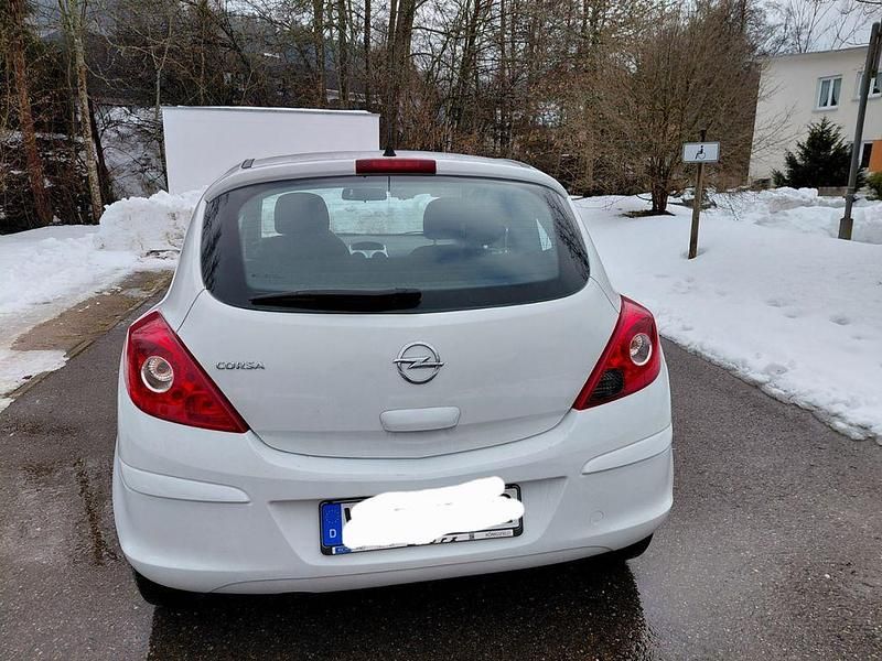 Gebraucht Opel Corsa Color Edition 69 PS (50 kW) 2014 Weiß Kleinwagen