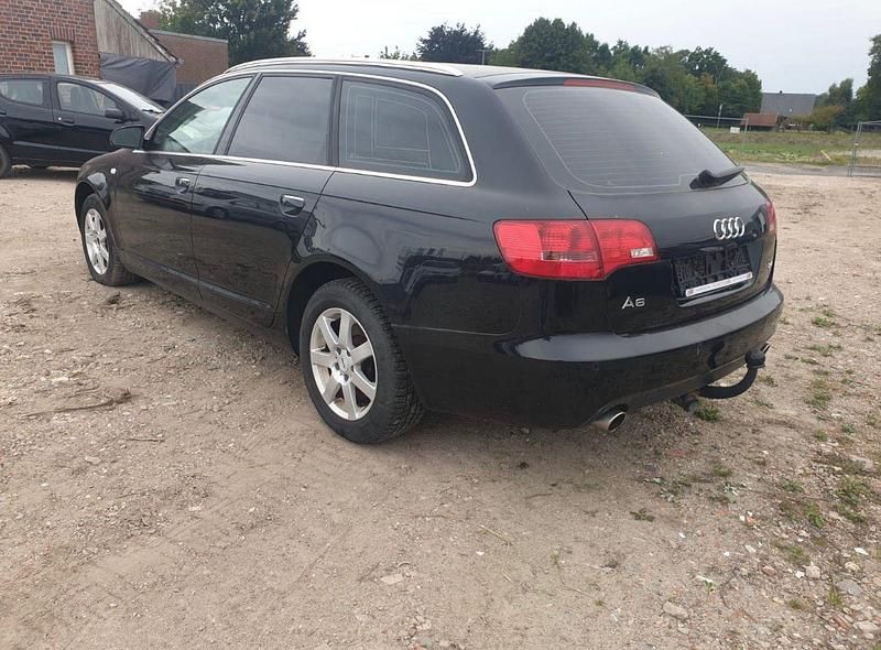 Second-hand Audi A6 177 CP (130 kW) 2005 Negru Break