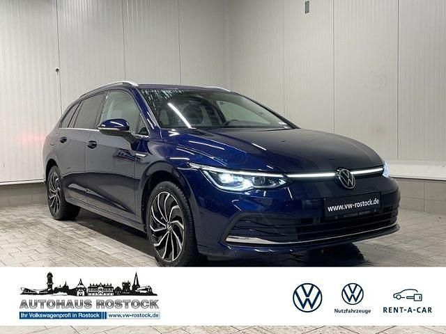 Atlantik blue metallic (metallic) Gebraucht 2022 VW Golf VIII Style Kombi | 22.990 € (Guter Preis) - Bild 1/4