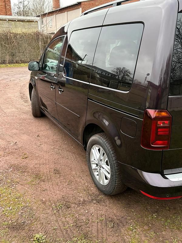 Usata VW Caddy 102 CV (75 kW) 2018 Monovolume