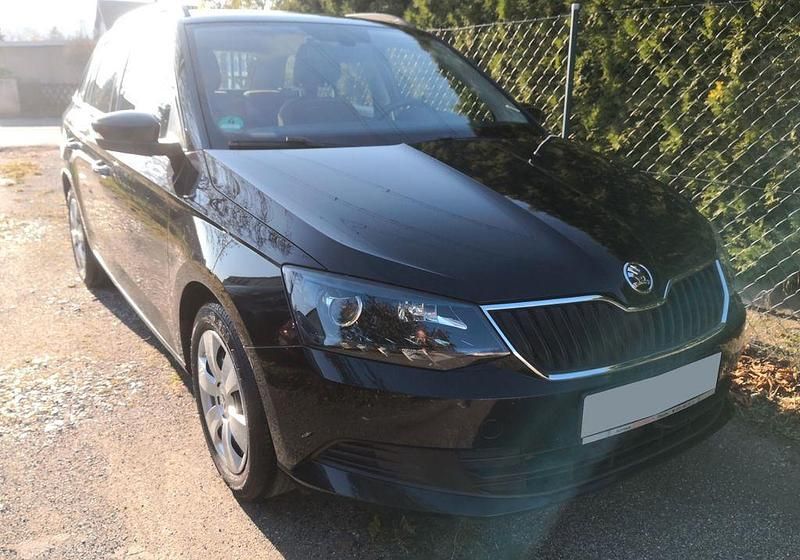 Gebraucht Skoda Fabia Ambition 90 PS (66 kW) 2015 Schwarz Kombi