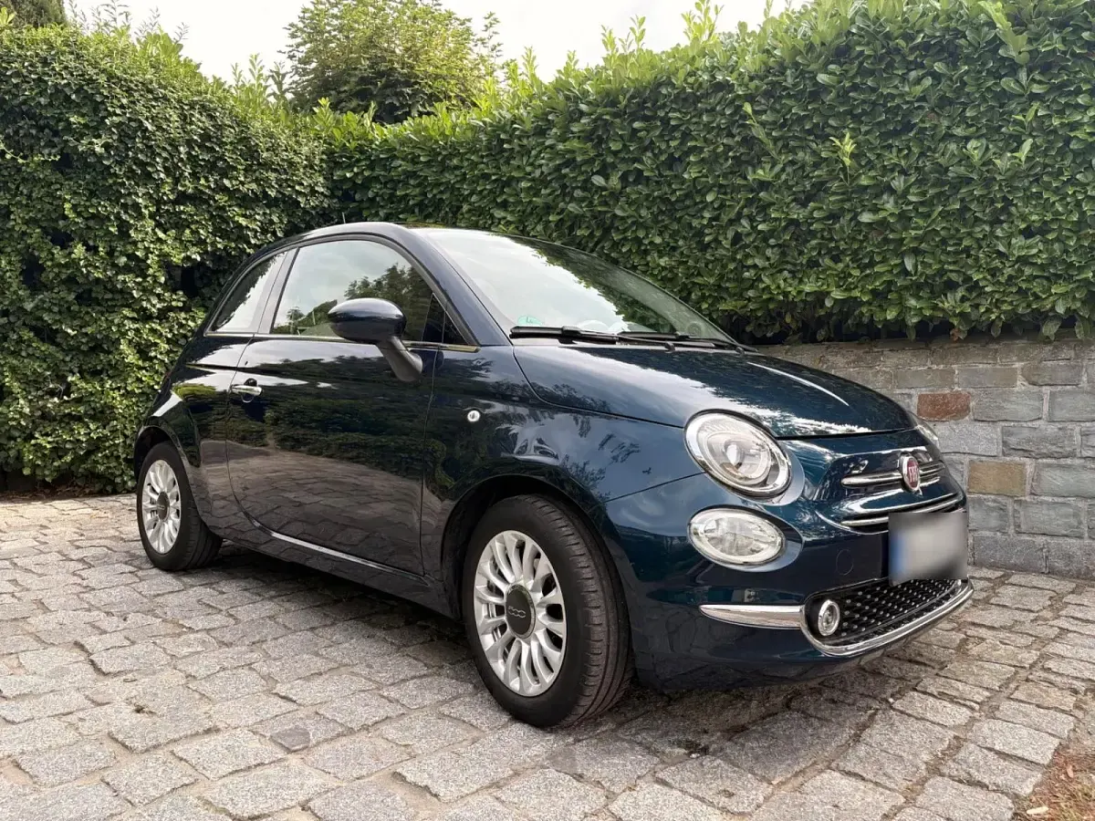 Gebraucht Fiat 500 Lounge 69 PS (50 kW) 2017 Blau Kleinwagen