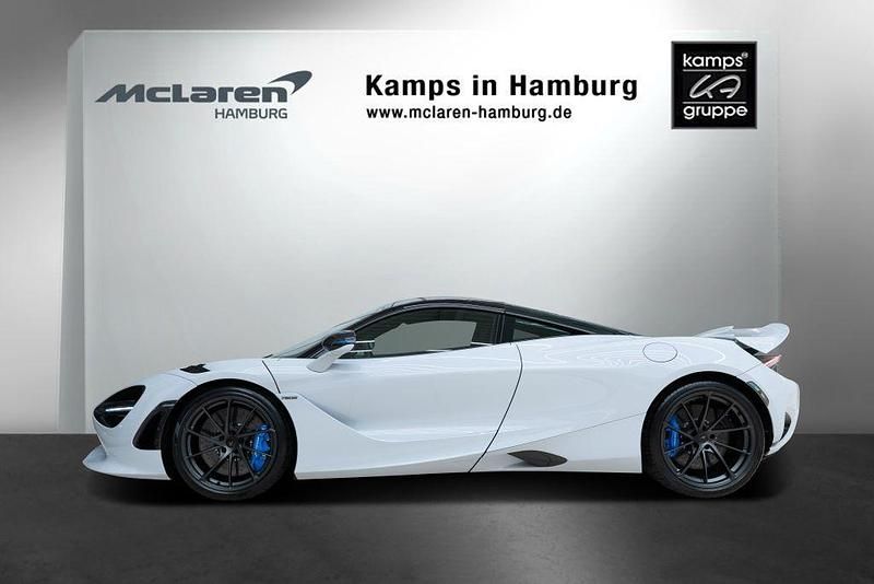 Neu McLaren 750S 751 PS (552 kW) 2025 Grau Coupé