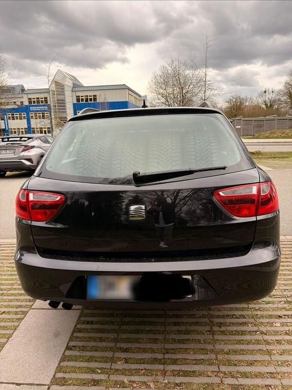 Gebraucht Seat Exeo Style 120 PS (88 kW) 2012 Schwarz Kombi