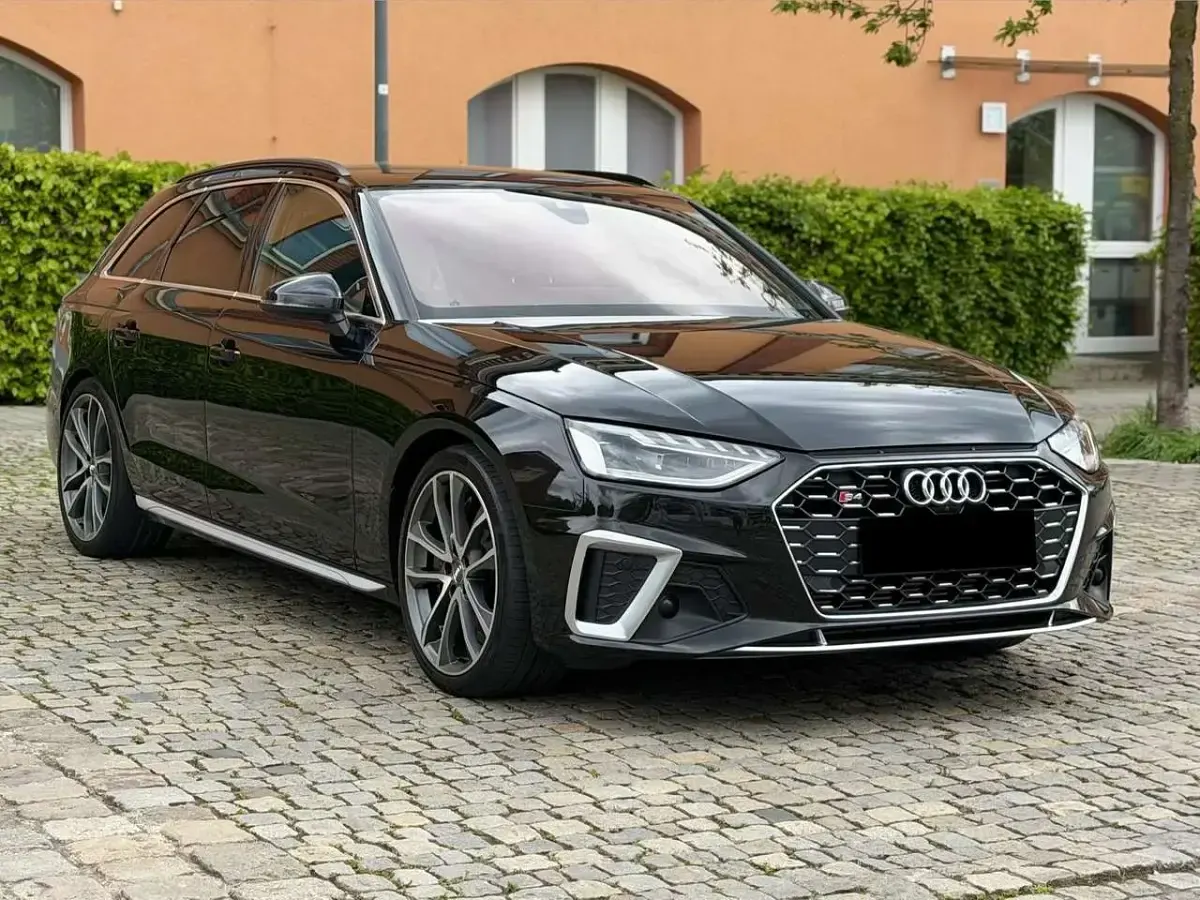 Używany Audi S4 347 KM (255 kW) 2020 Czarny Kombi