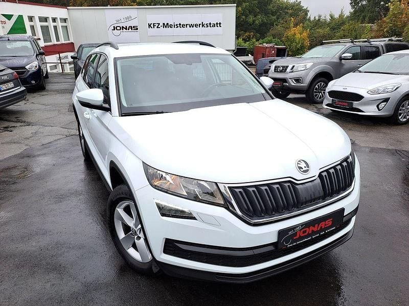 Weiß Gebraucht 2017 Skoda Kodiaq Ambition SUV | 18.900 € (Superpreis) - Bild 1/4