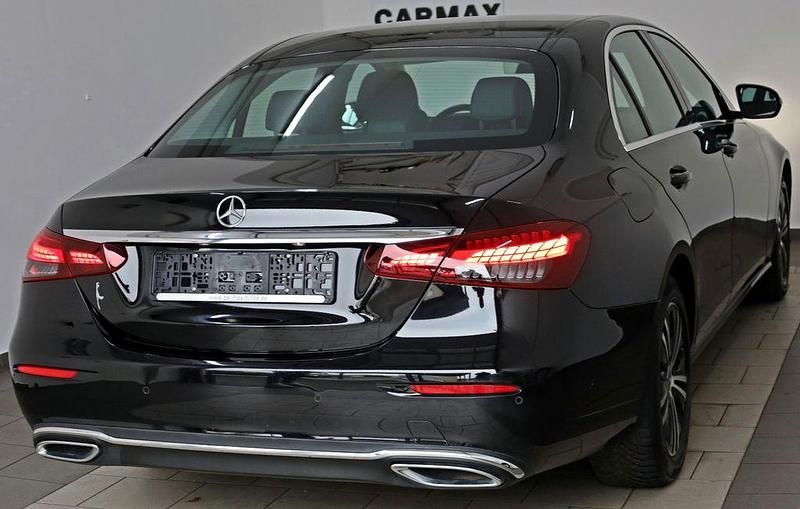 Gebraucht Mercedes E300 Avantgarde 286 PS (210 kW) 2021 Schwarz Limousine