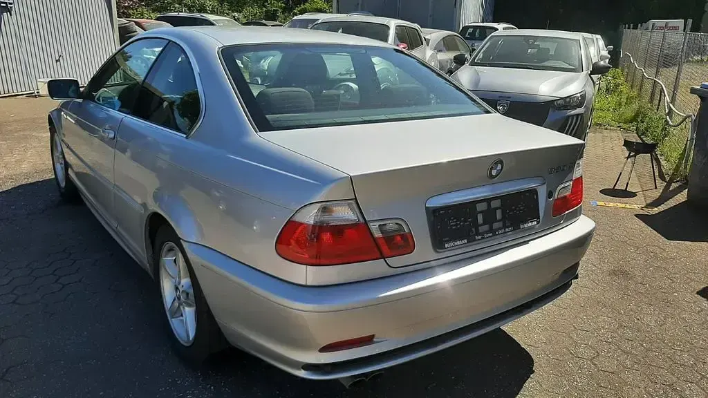 Używany BMW 320 Performance 170 KM (125 kW) 2001 Srebrny Coupe