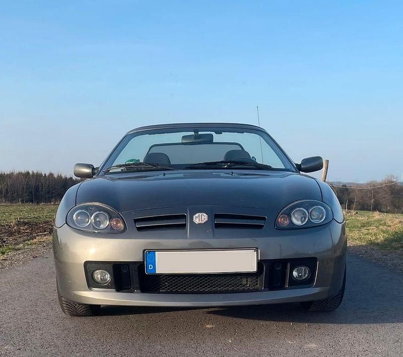 Gebraucht MG TF 136 PS (100 kW) 2003 Silber Cabrio