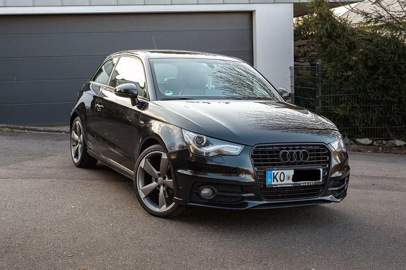 Gebraucht Audi A1 S-Line 122 PS (89 kW) 2011 Schwarz Kleinwagen