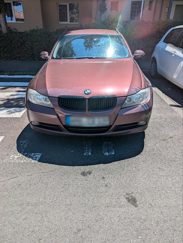 Gebraucht BMW 320 150 PS (110 kW) 2006 Rot Kombi