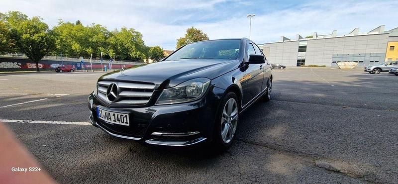 Schwarz Gebraucht 2014 Mercedes C180 Avantgarde Limousine | 12.000 € (Superpreis) - Bild 1/4