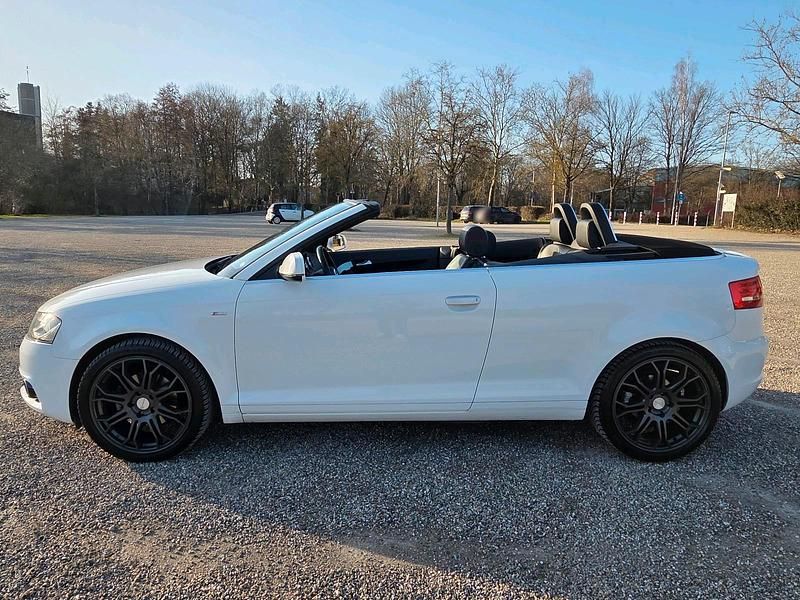 Gebraucht Audi A3 Cabriolet S-Line 140 PS (102 kW) 2012 Weiß Cabrio