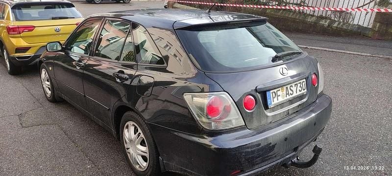 Gebraucht Lexus IS200 155 PS (114 kW) 2004 Schwarz Kombi