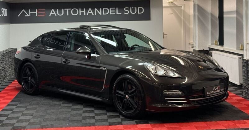 Gebraucht Porsche Panamera Platinum Edition 250 PS (183 kW) 2013 Carbongraumetallic Limousine