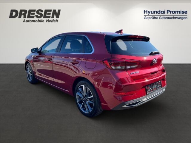 Gebraucht Hyundai i30 Prime 160 PS (117 kW) 2023 Rot Limousine