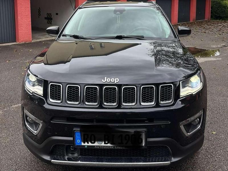 Gebraucht Jeep Compass Limited 170 PS (125 kW) 2020 Schwarz SUV