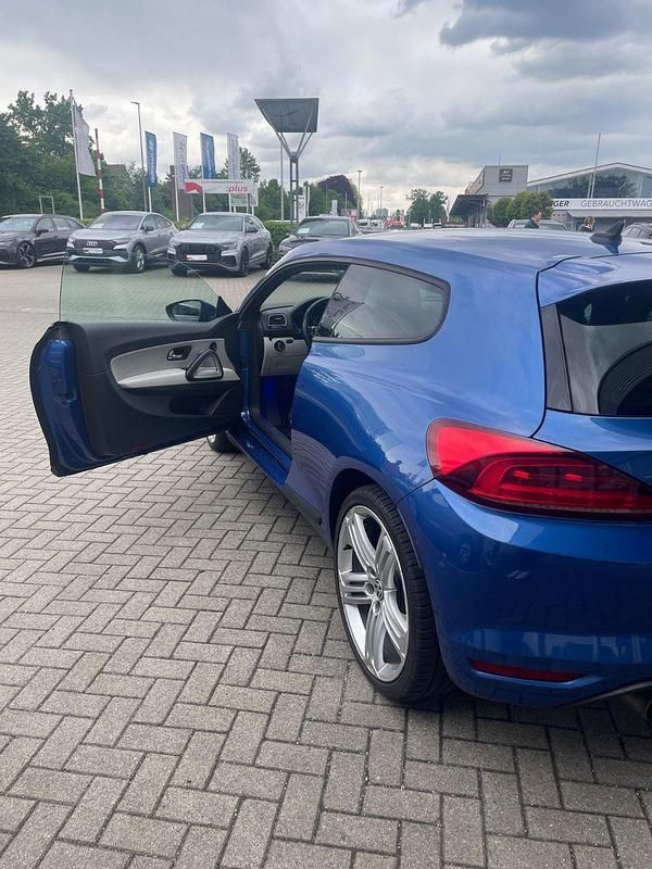 Gebraucht VW Scirocco 250 PS (183 kW) 2014 Blau Coupé